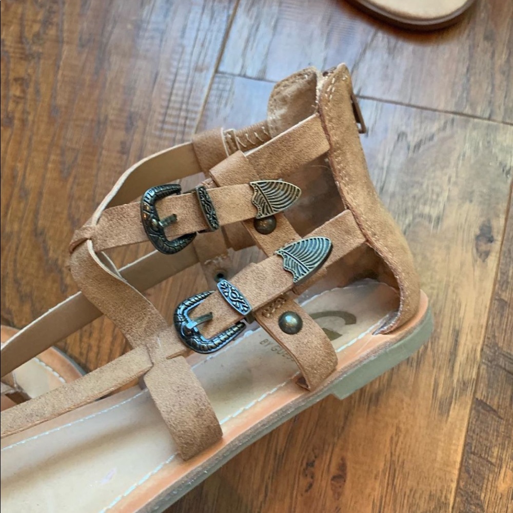 🦋Brown sandals